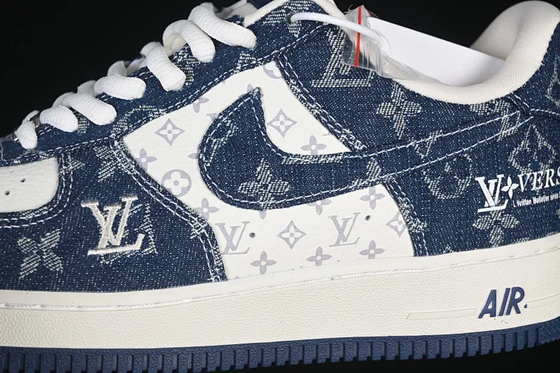 All categories Nk Air Force 1 Air Force series Nk Air Force 1 Low Air Force low-top Nike Air Force 1'07 Low LV joint white and blue Air Force 1 low-top casual sneakers YF9511-811